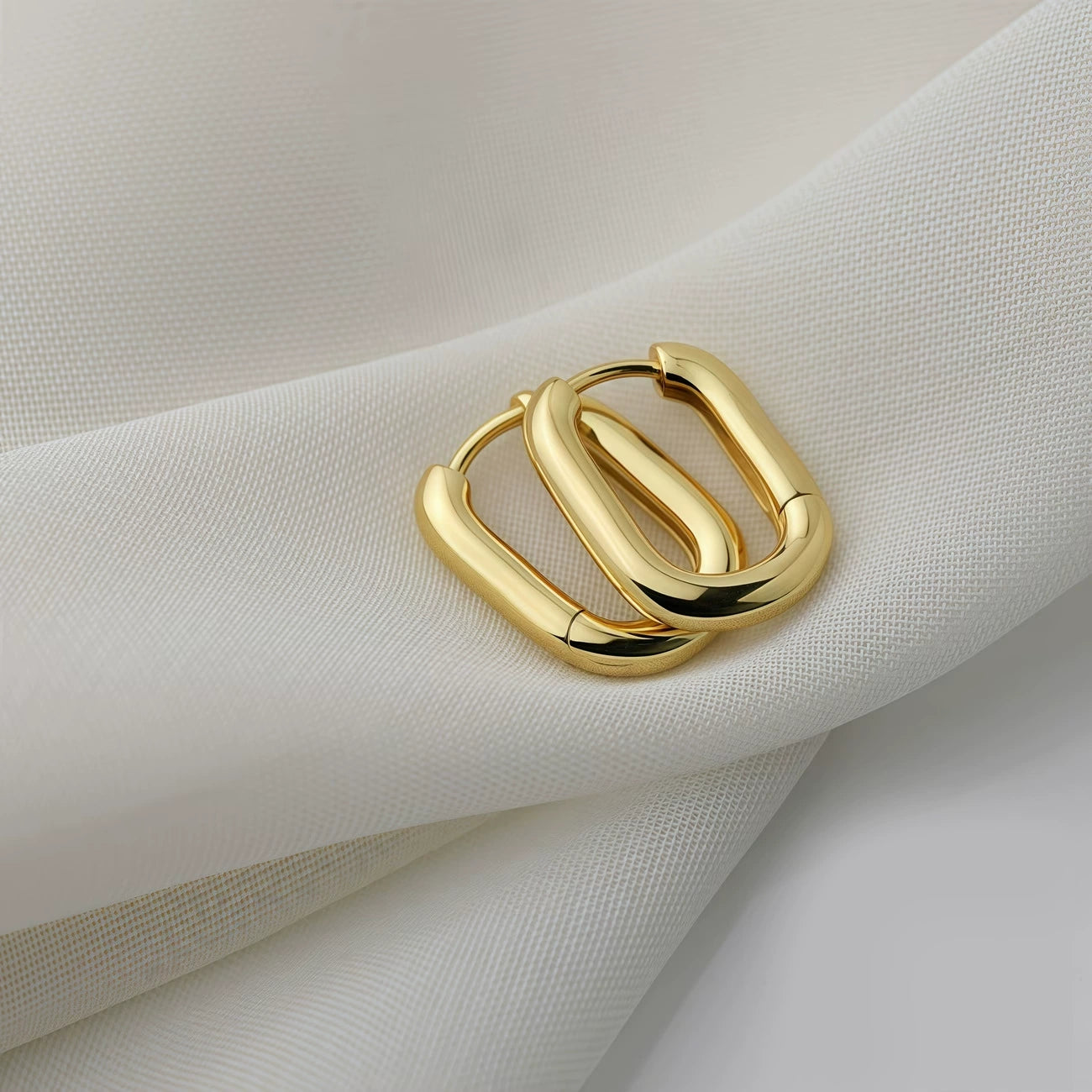 Aros de acero minimalista