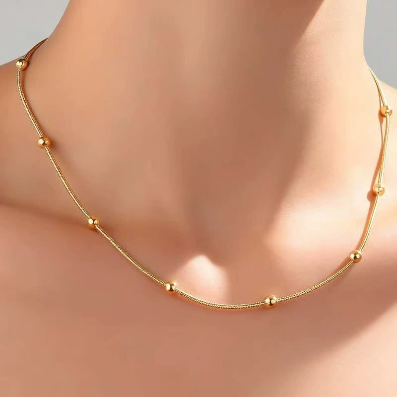Cadena minimalista simétrica